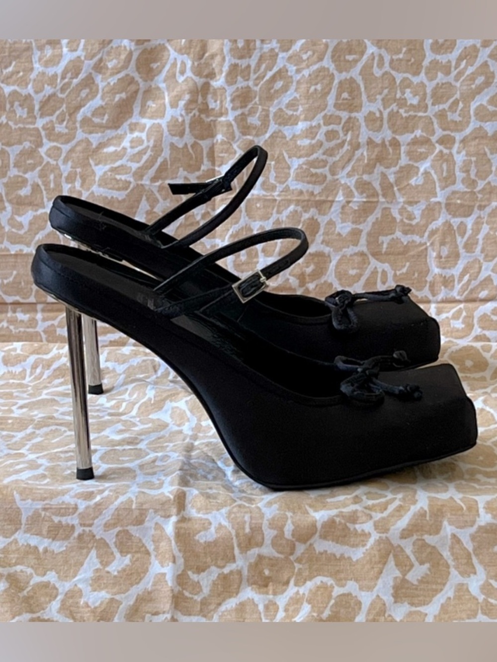 Jeffrey Campbell Square-Toe Heels NWOB - Picture 2 of 11